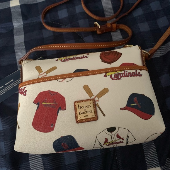 Dooney & bourke limited edition St. Louis Cardinals crossbody - Picture 7 of 9